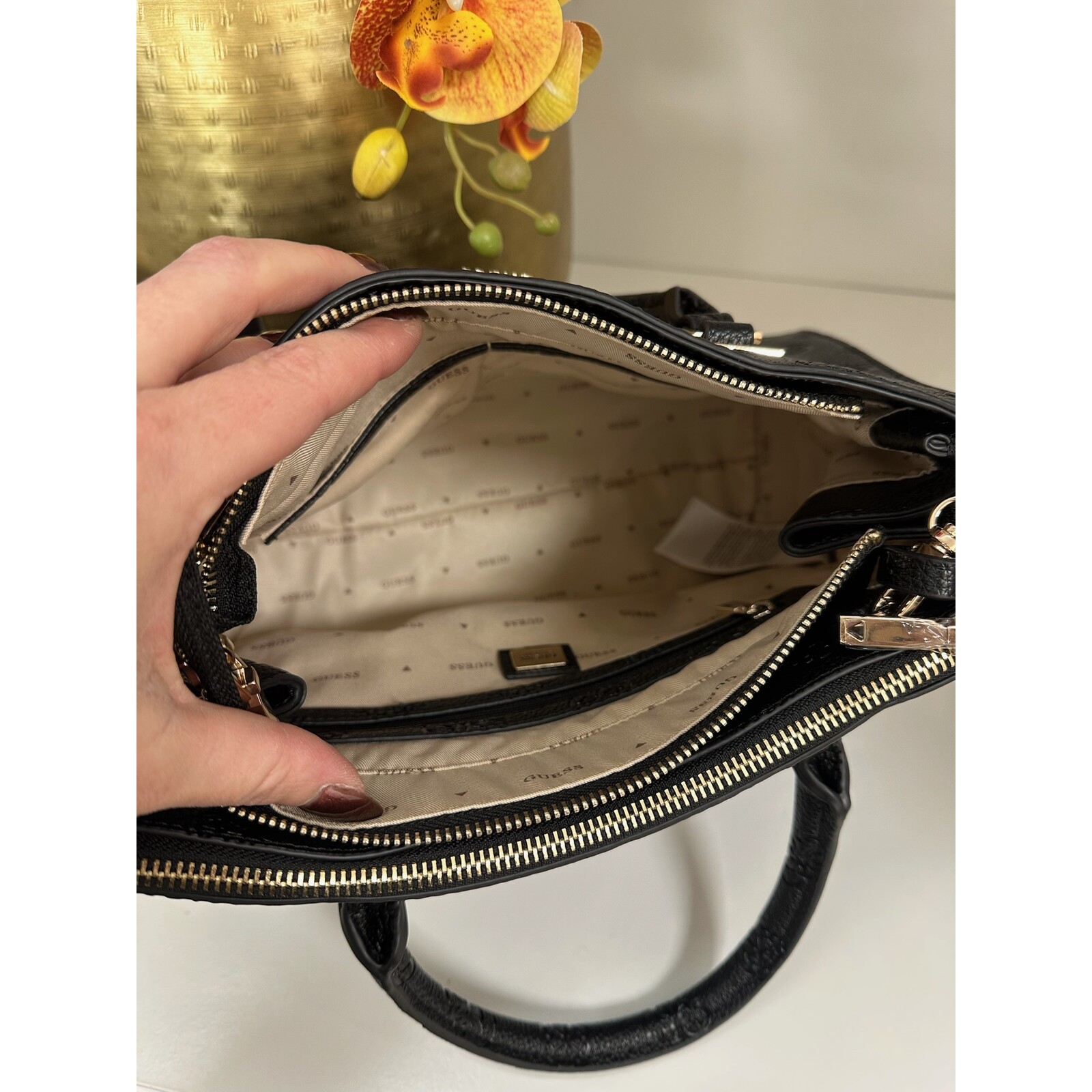 Guess Satchel Bag Cresidia Black Guess 962