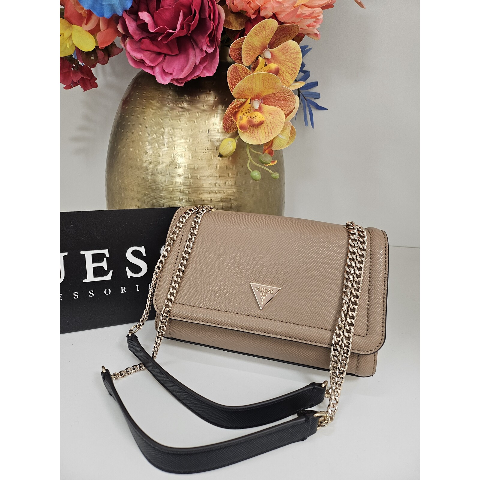 Guess Flap bag Noelle Tan Multi Guess 959