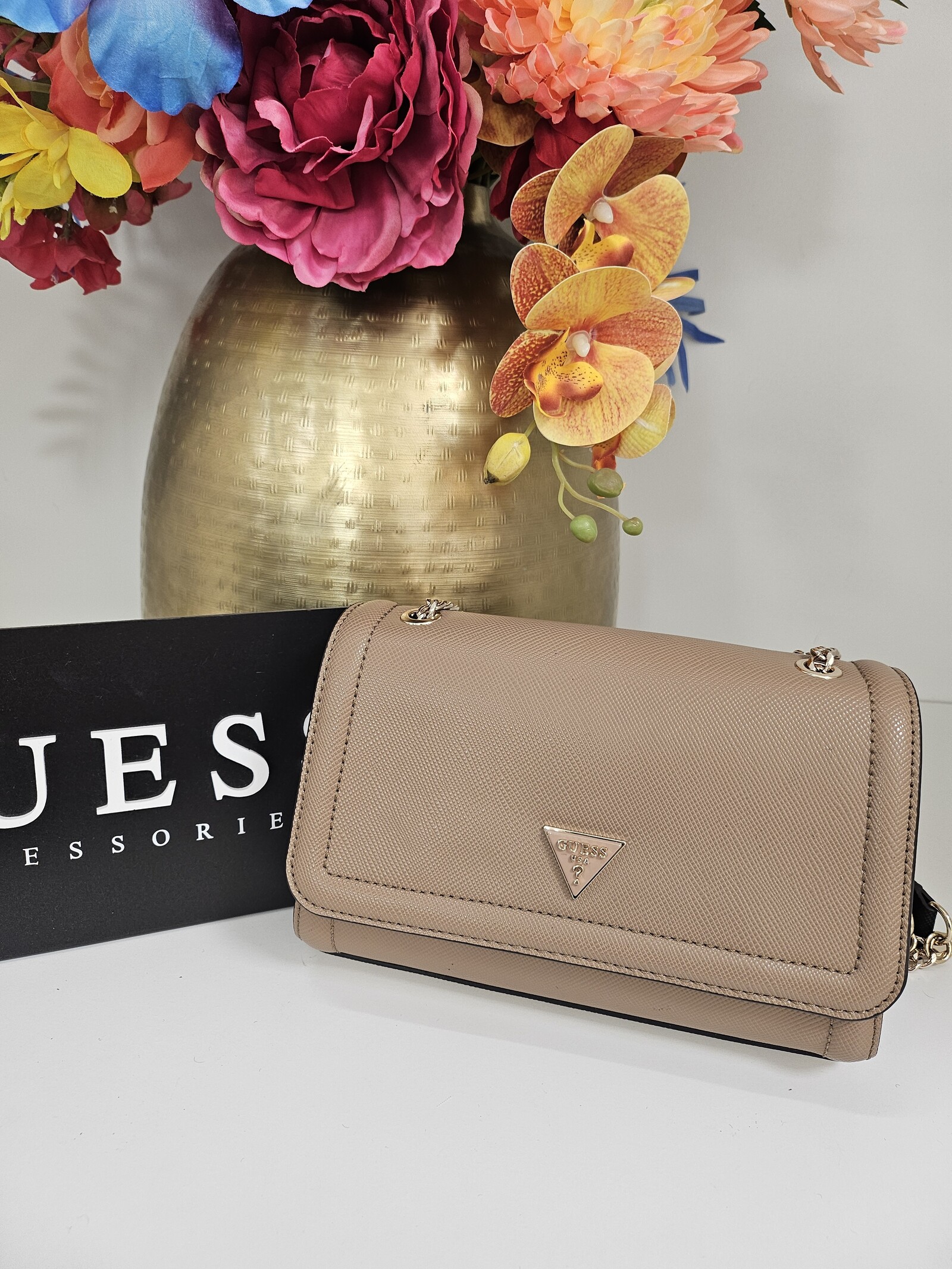 Guess Flap bag Noelle Tan Multi Guess 959