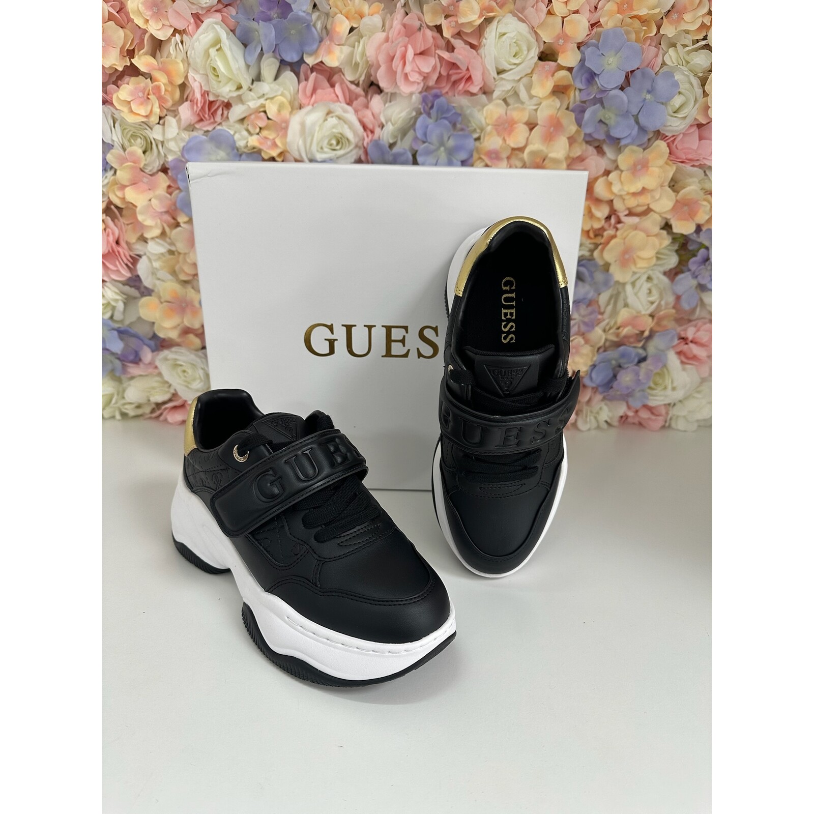 Guess Sneakers Helinn Black Gold Guess 977