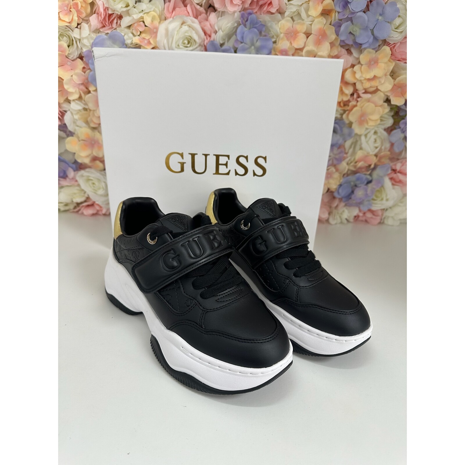 Guess Sneakers Helinn Black Gold Guess 977