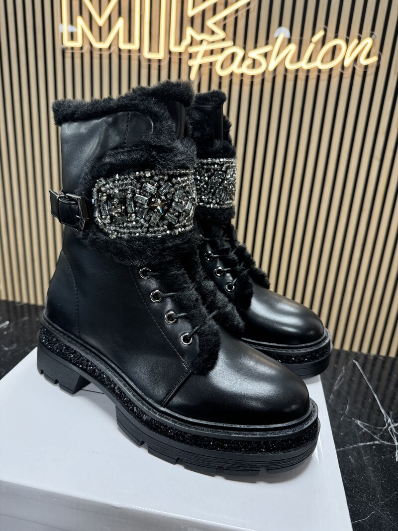 Boots Luxury Black A-950