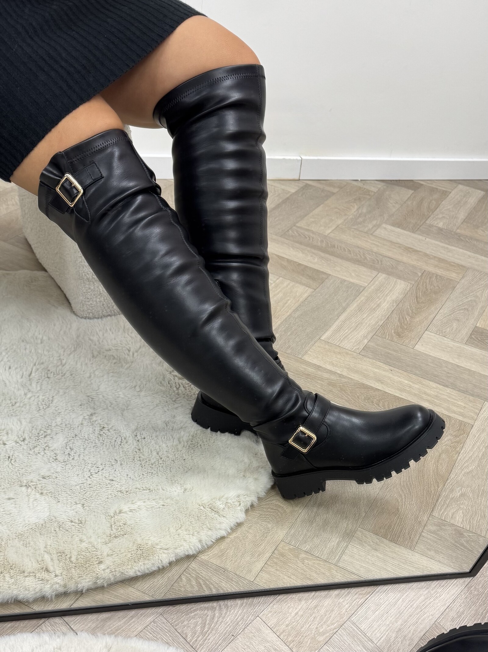 Long Boots Claire Black Gold DES8006