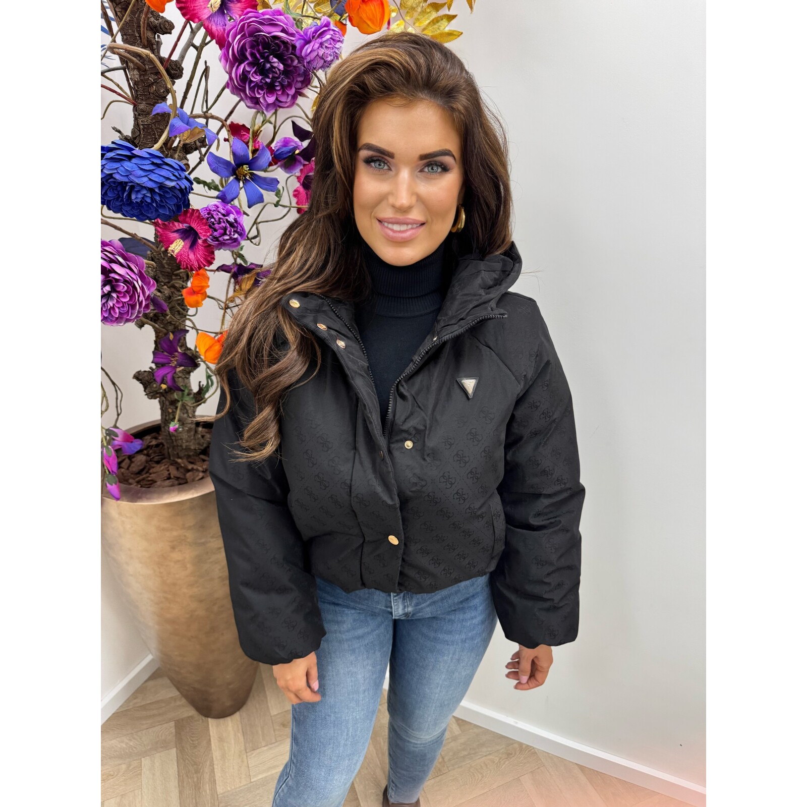 Guess 4G Boxy Puffer Jacket Guess Black 912