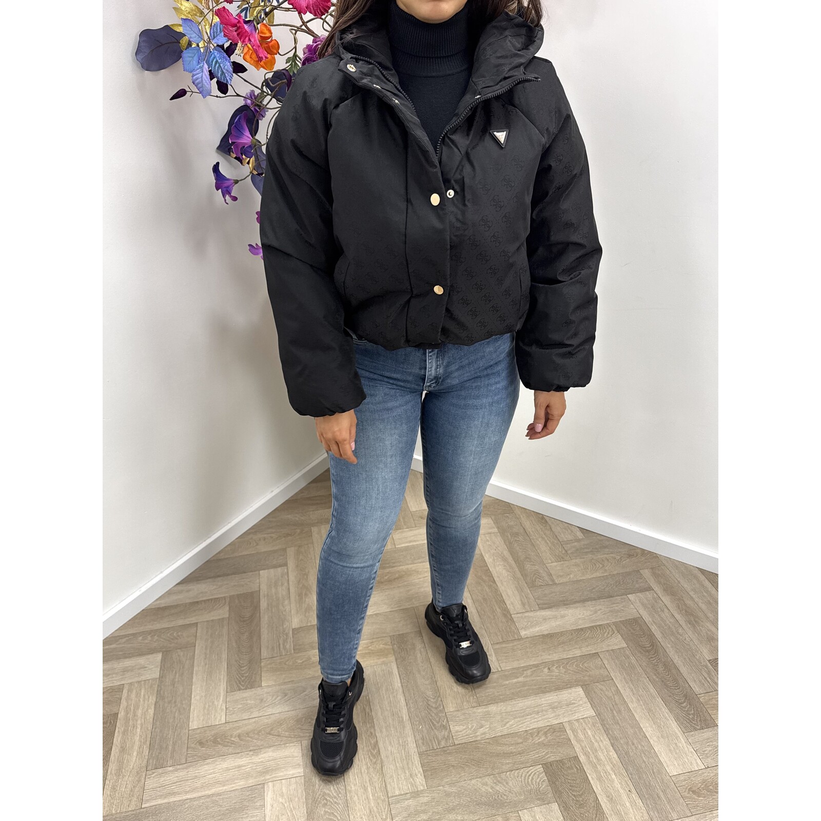 Guess 4G Boxy Puffer Jacket Guess Black 912