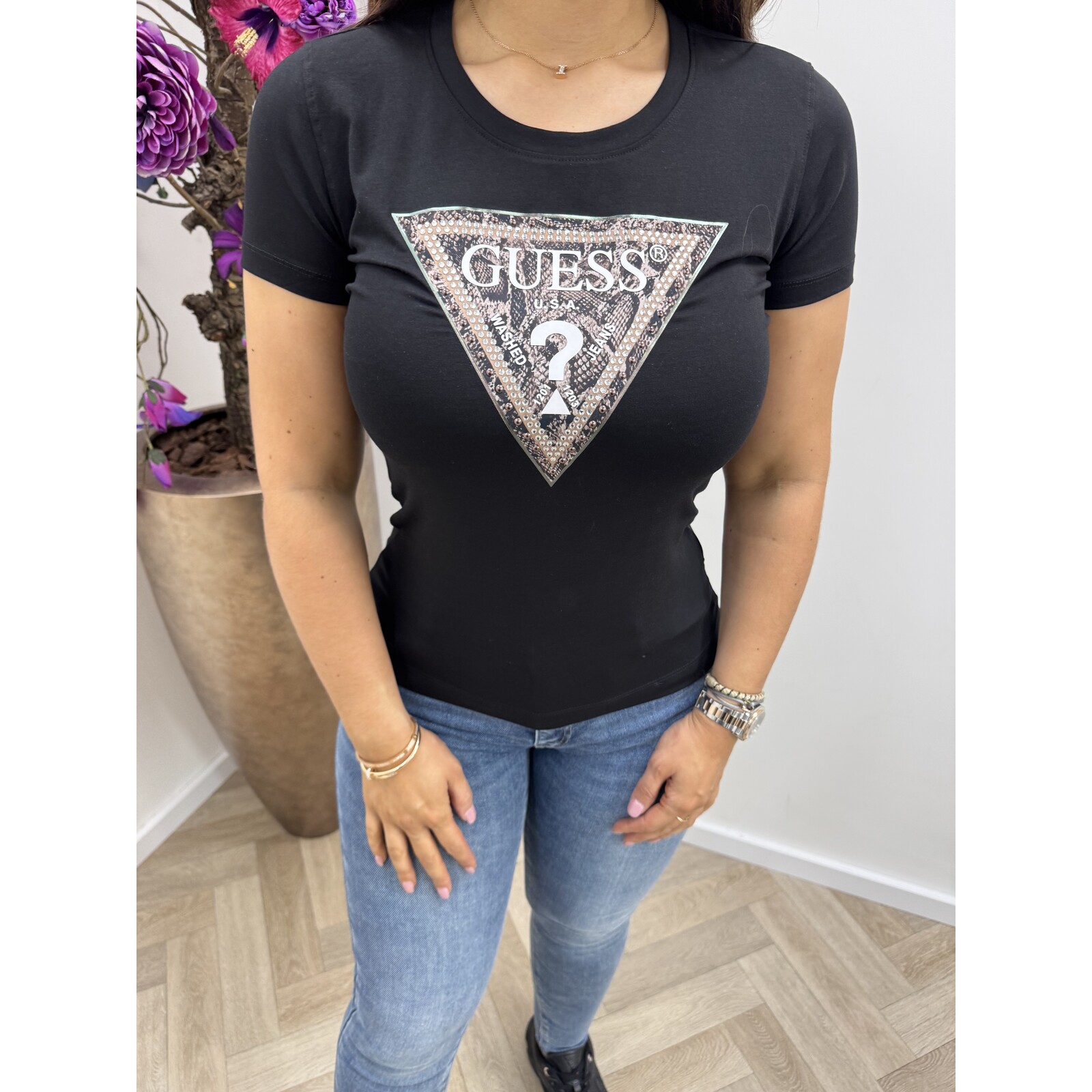 Guess T-Shirt Triangle Python Black Guess 895