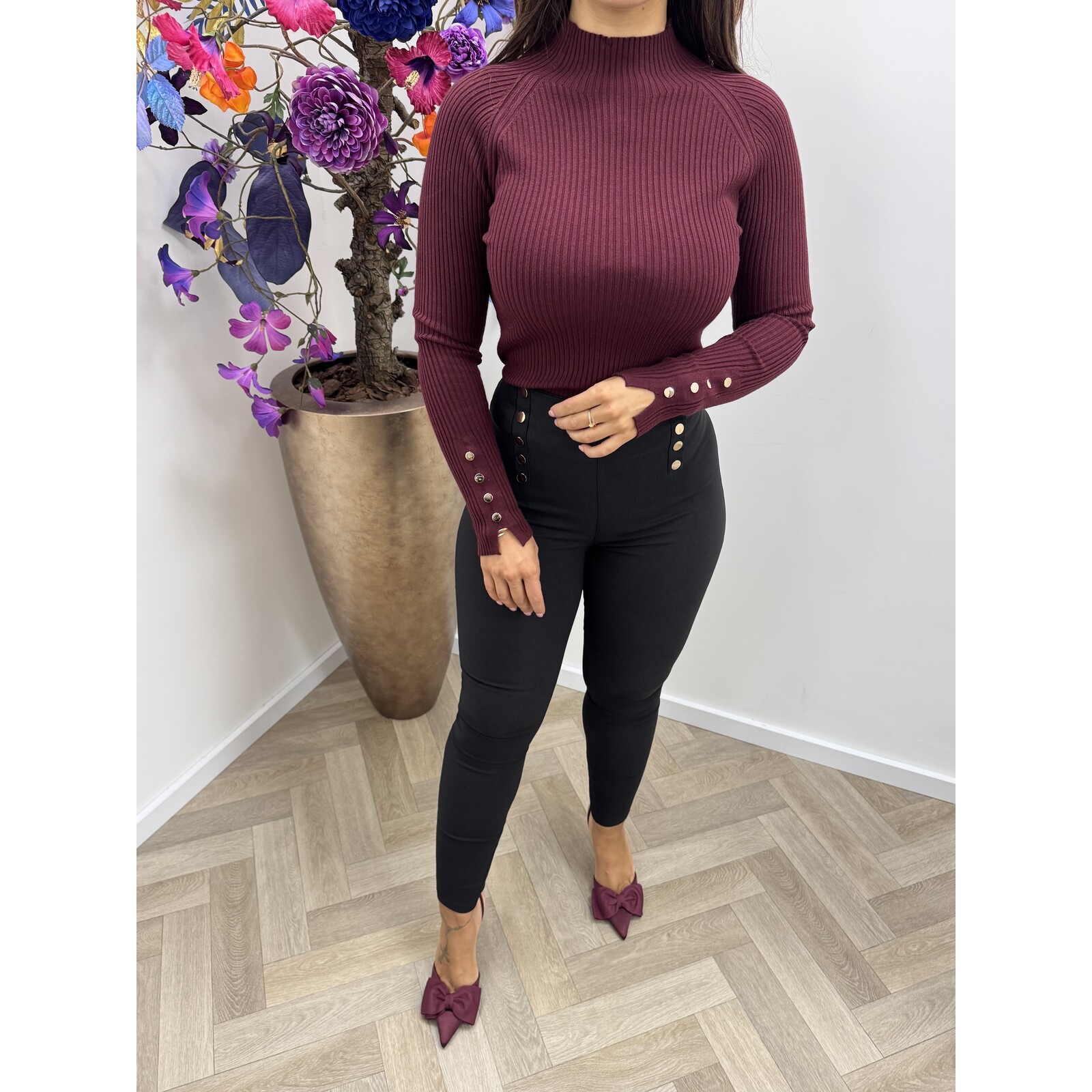 Rib top Small Gold button Q-83568 Wine