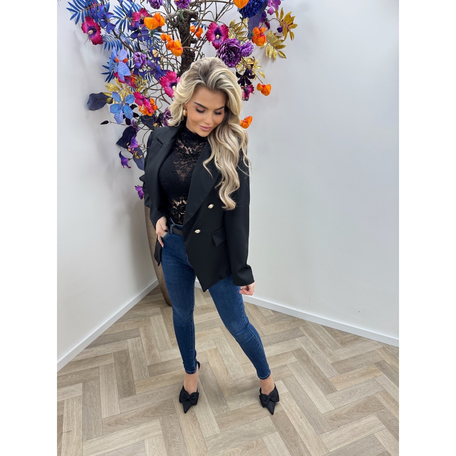 Blazer Vanessa Button Black