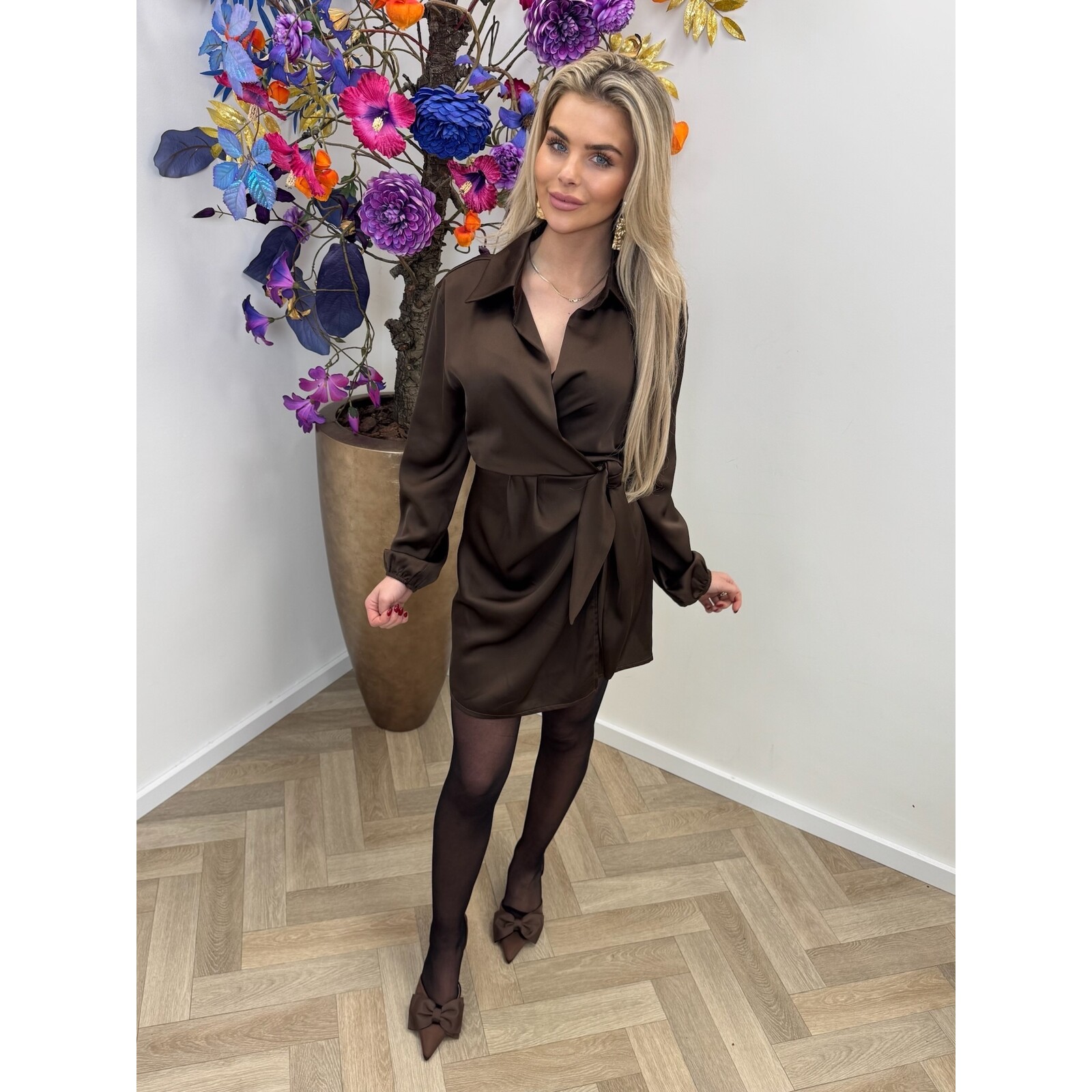 Dress overslag satin Choco