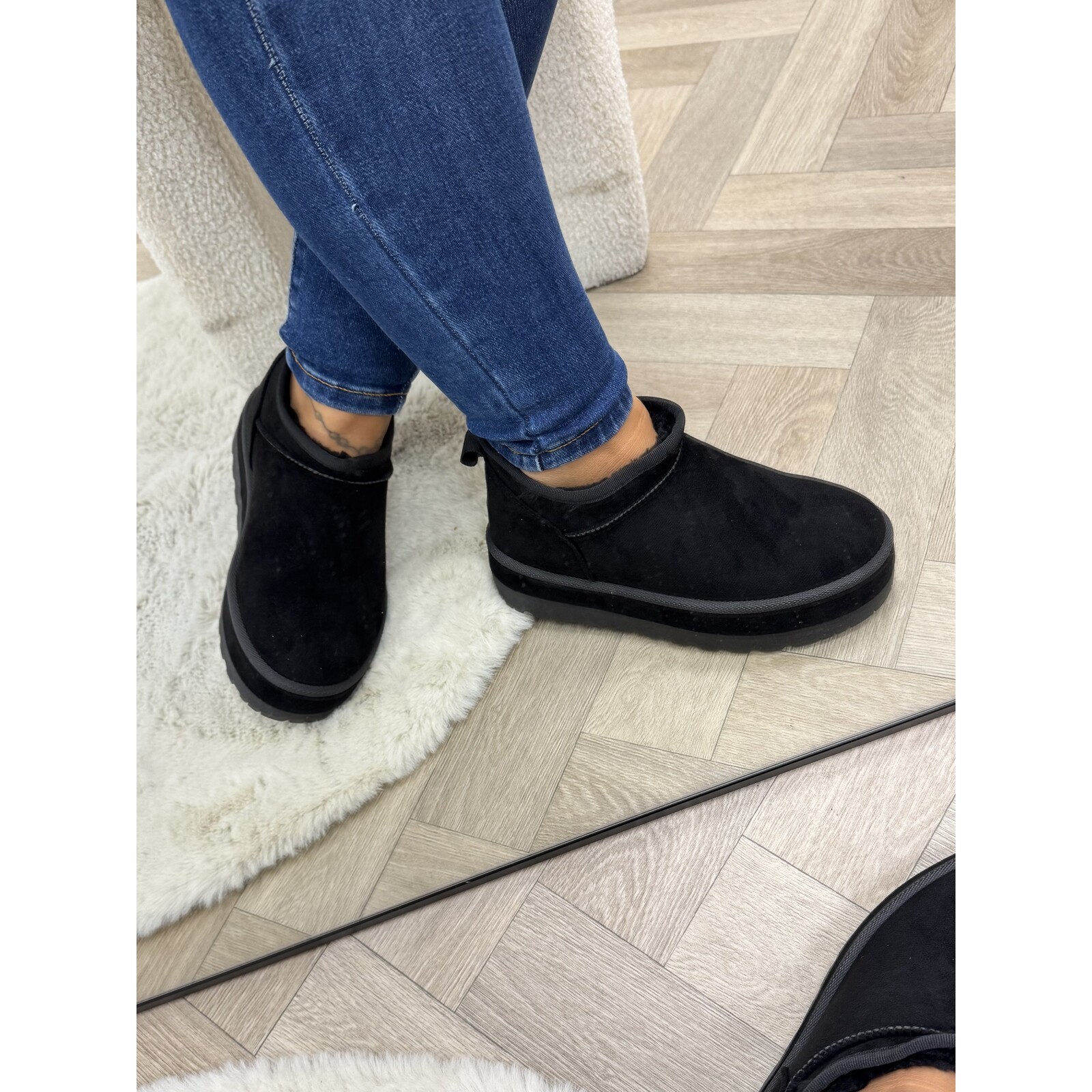 Uggies suede LT230-18 Black