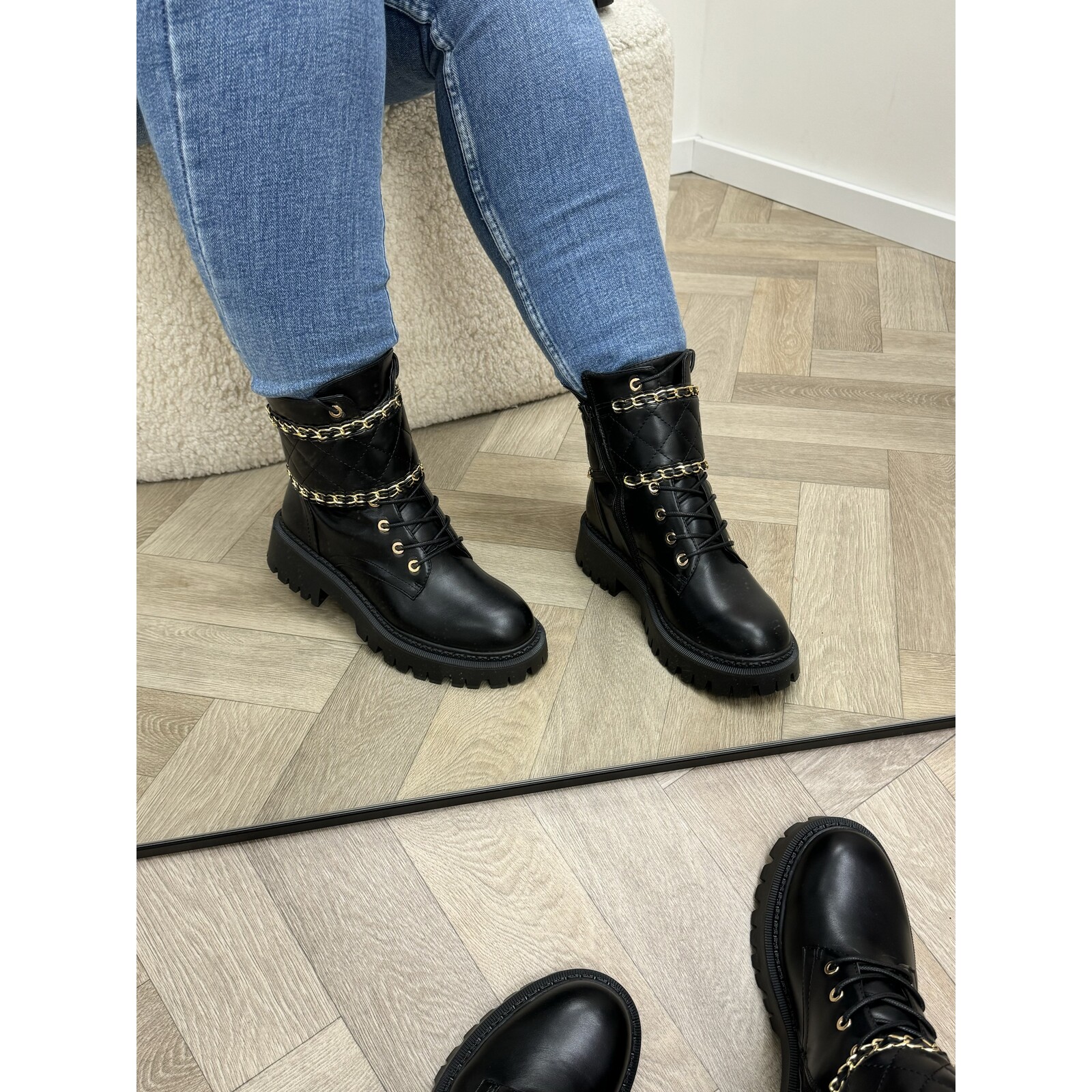 Boots Hailey leder with gold H21-71