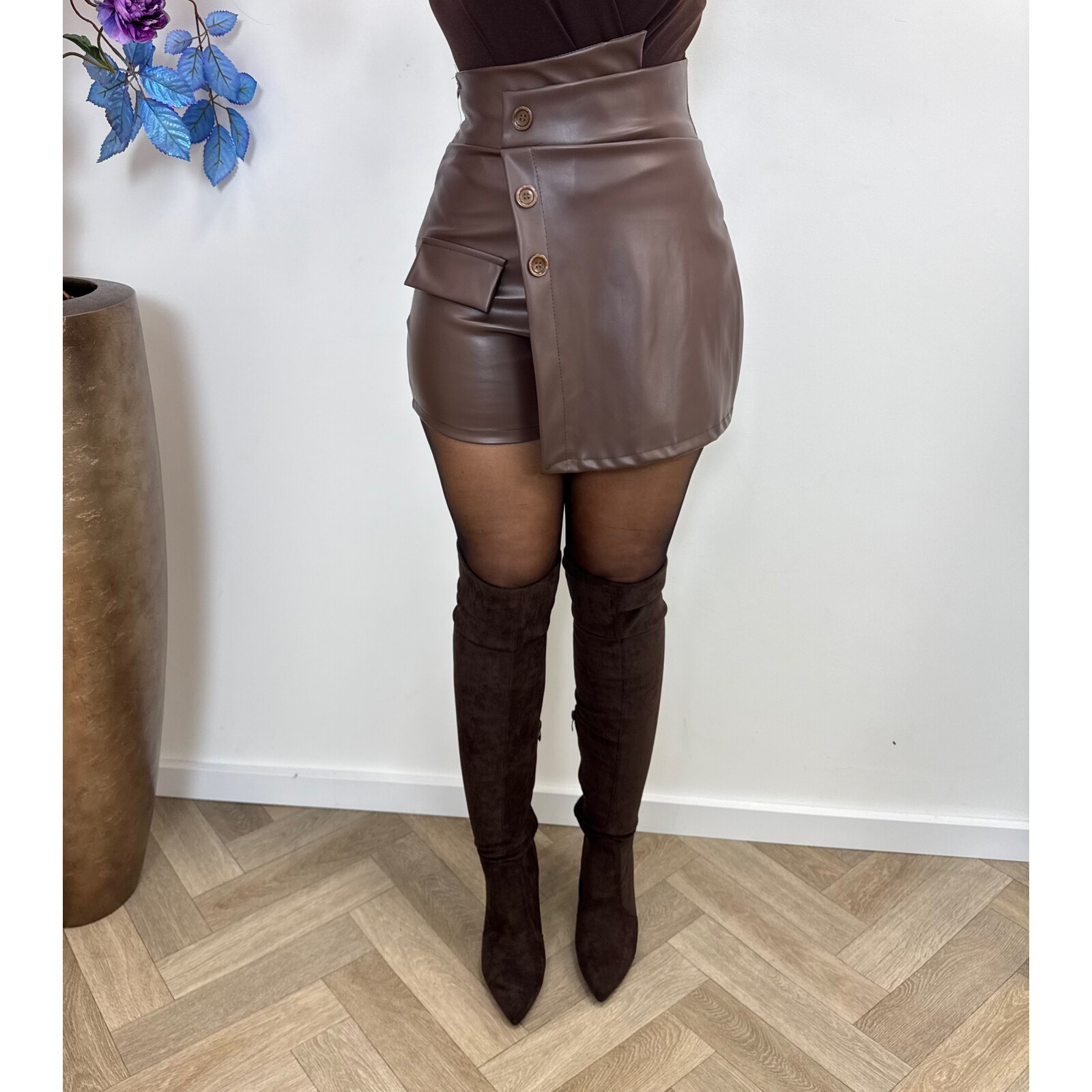 Skort leder style Choco