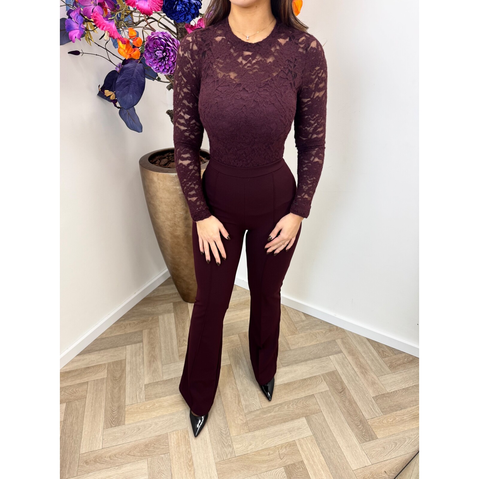 Top Stella Lace Violet by Swan hs10035