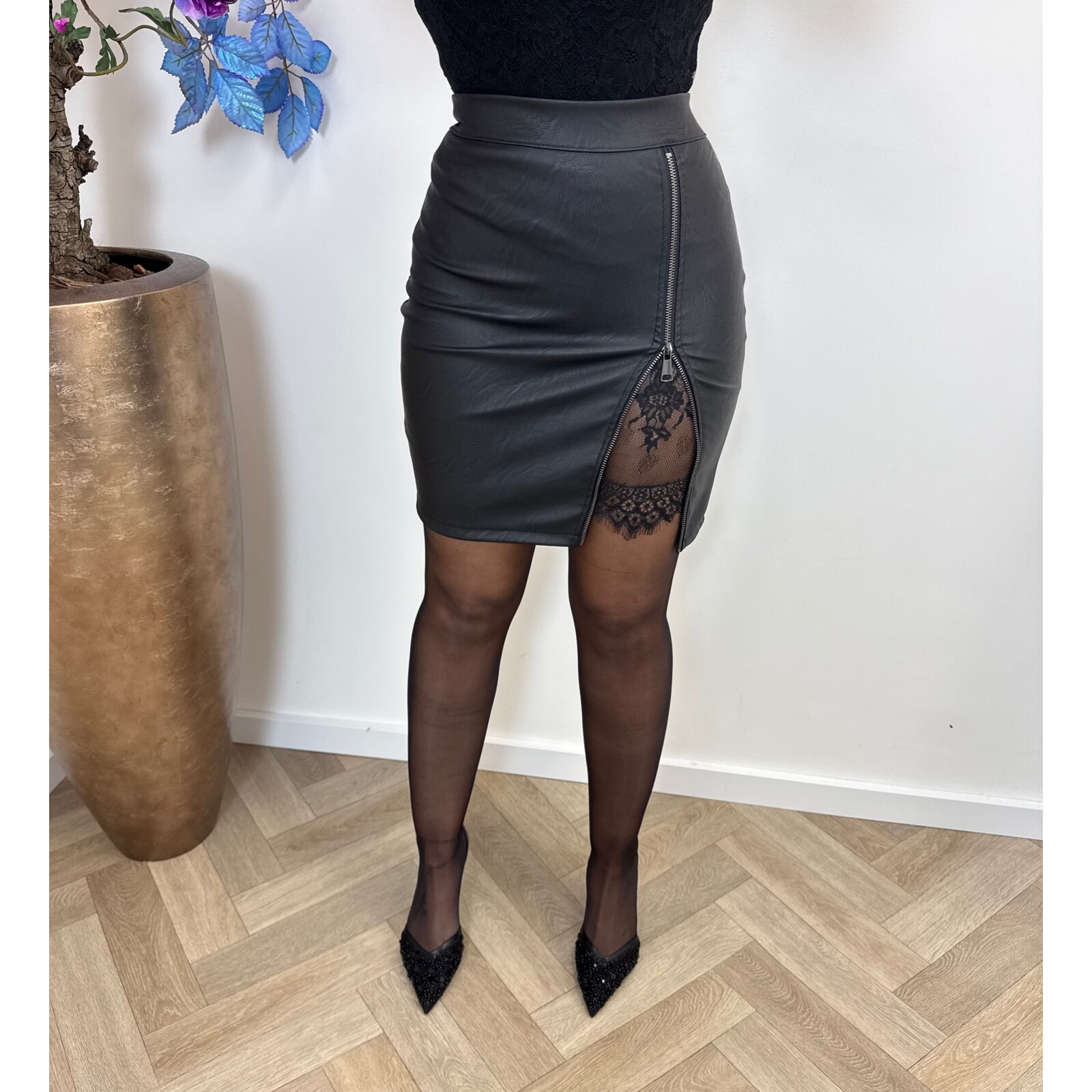 Skirt leder Lace Black