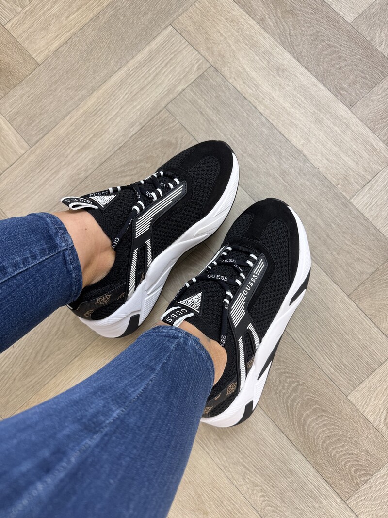 Sneakers Genga Black Guess 984