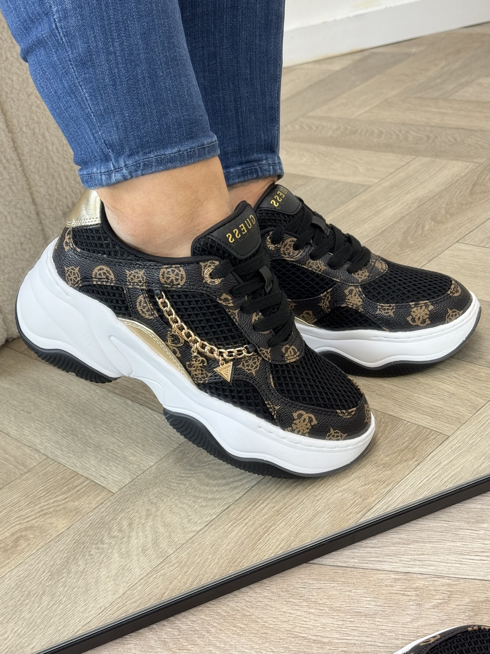 Guess Sneakers Harpaa Black Guess 980