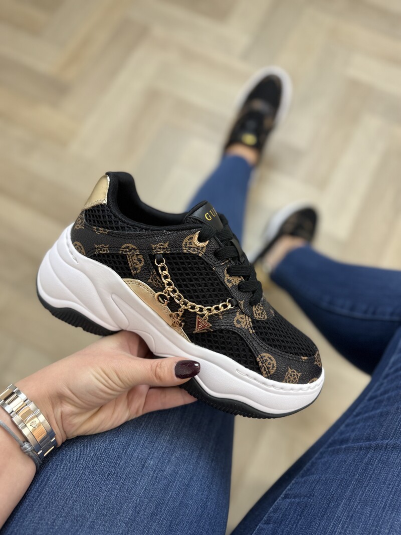 Sneakers Harpaa Black Guess 980