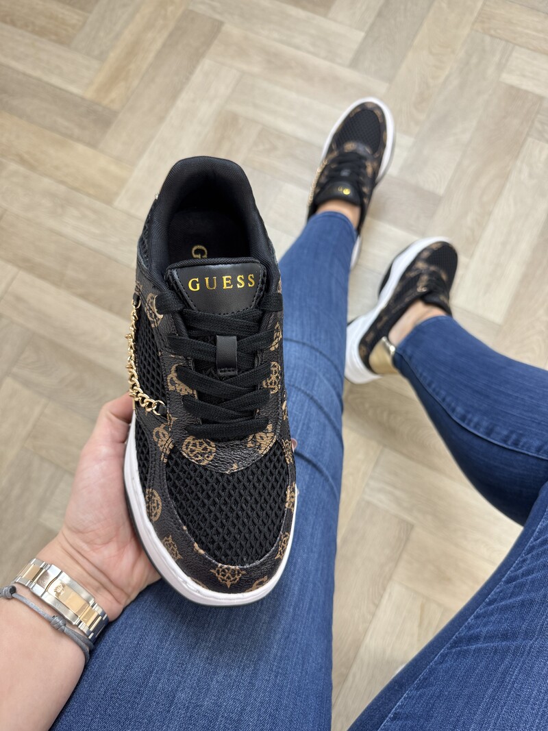 Sneakers Harpaa Black Guess 980