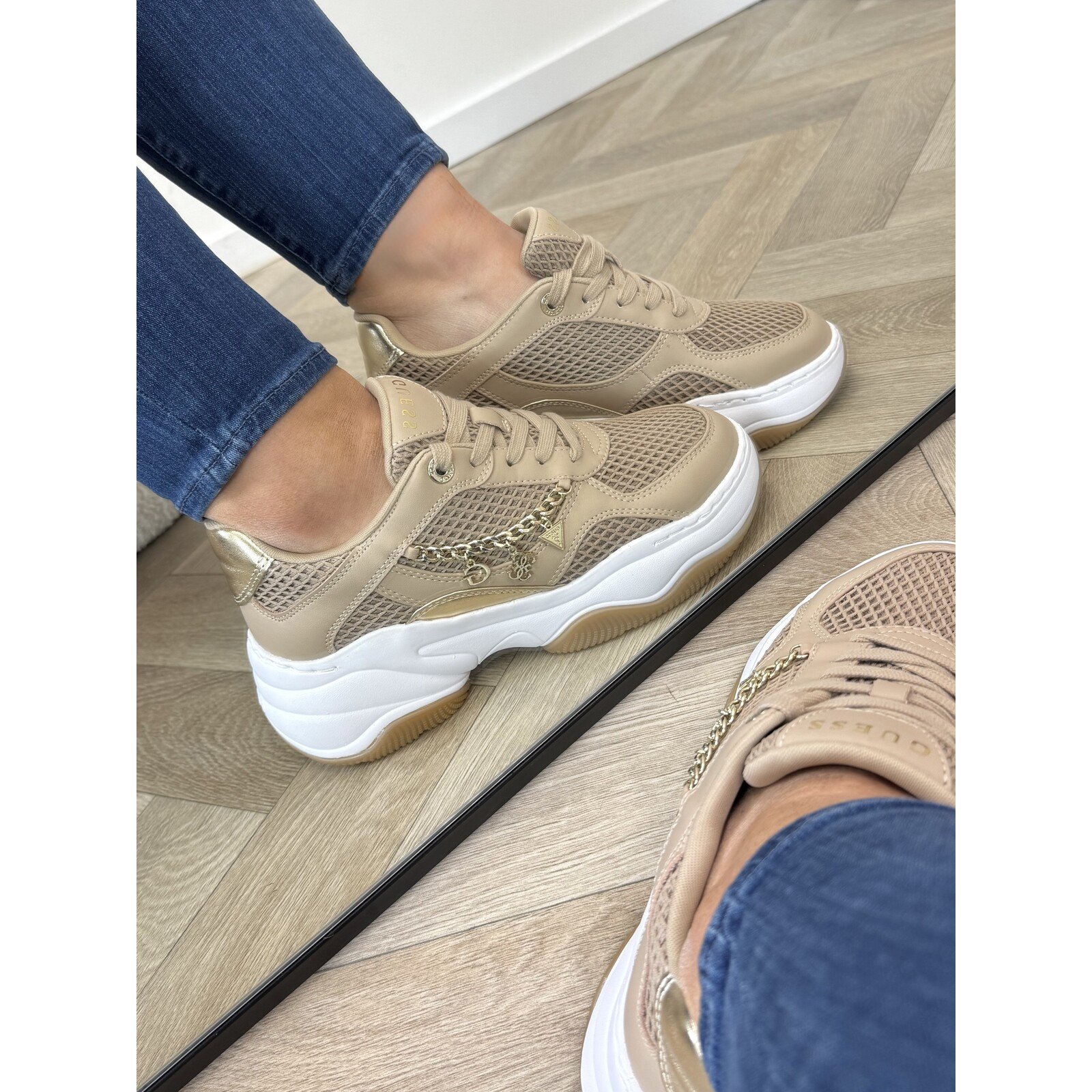 Guess Sneakers Harpaa Oat Guess 981