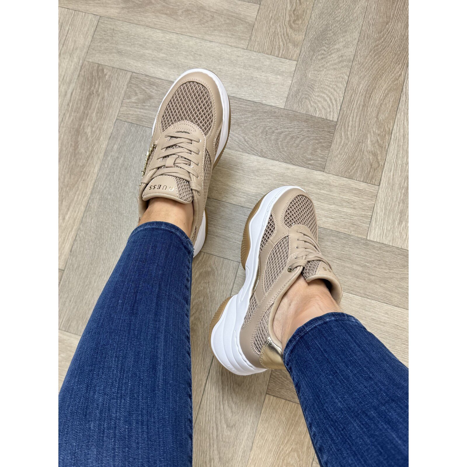 Guess Sneakers Harpaa Oat Guess 981