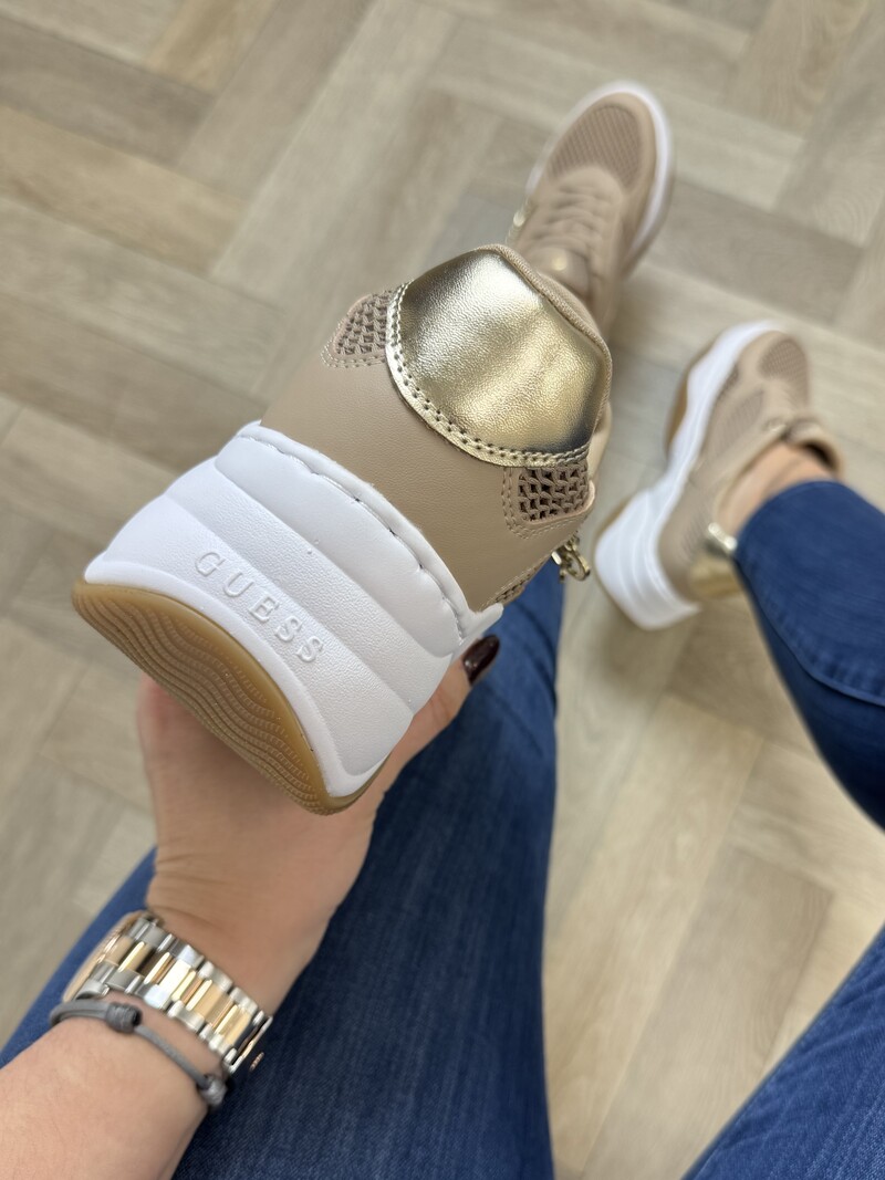 Sneakers Harpaa Oat Guess 981
