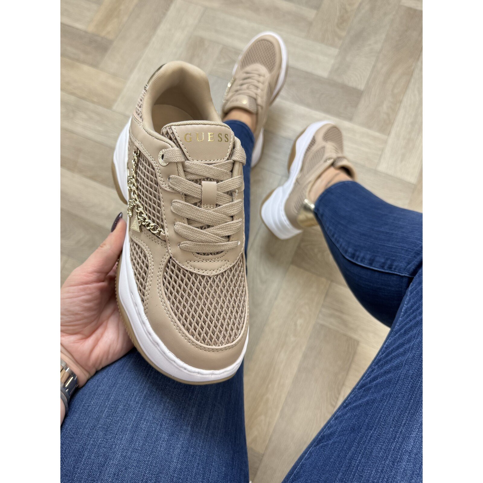 Guess Sneakers Harpaa Oat Guess 981