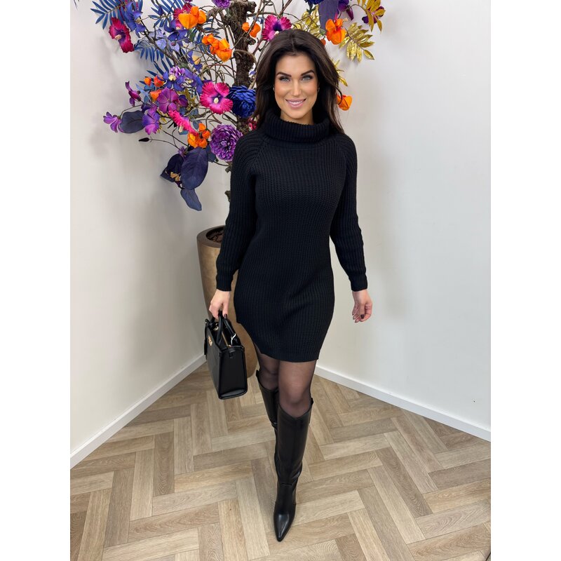 Col Dress wol Felicia Black