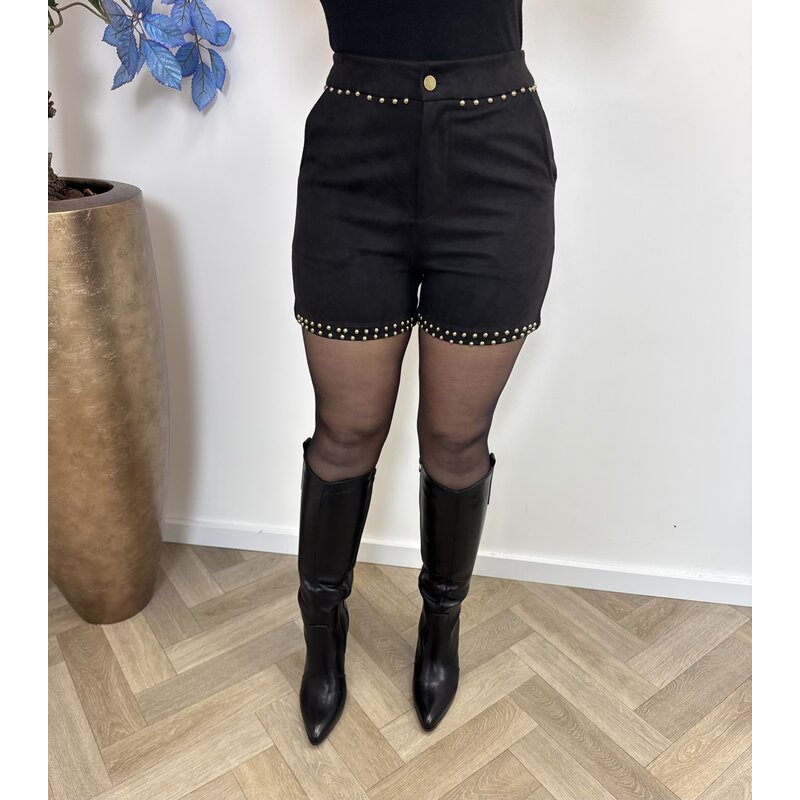 Short Suede studs 99357-1 Black