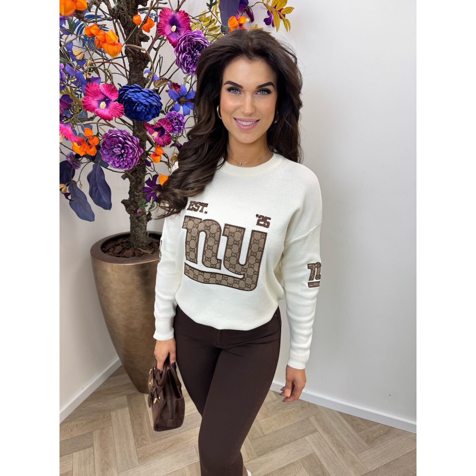 Sweater NY Designer print AM766  Beige