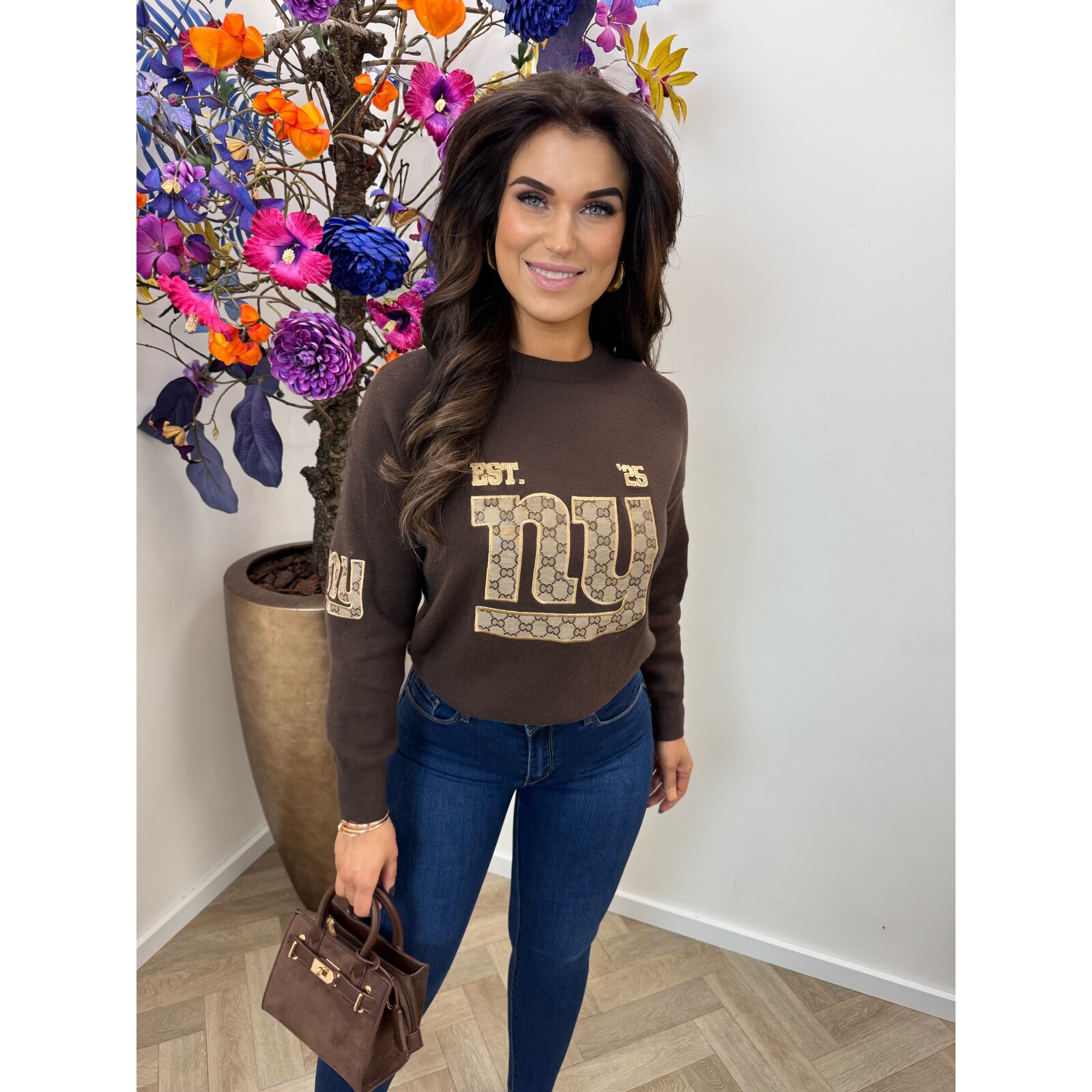 Sweater NY Designer print AM766 Choco