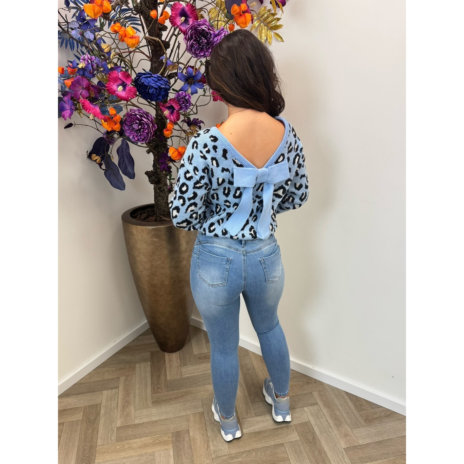 Trui Leopard Bow AM576 Light blue