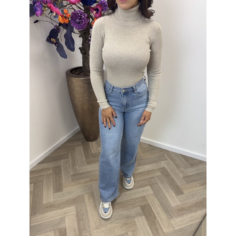 basic col top H-8658 Beige