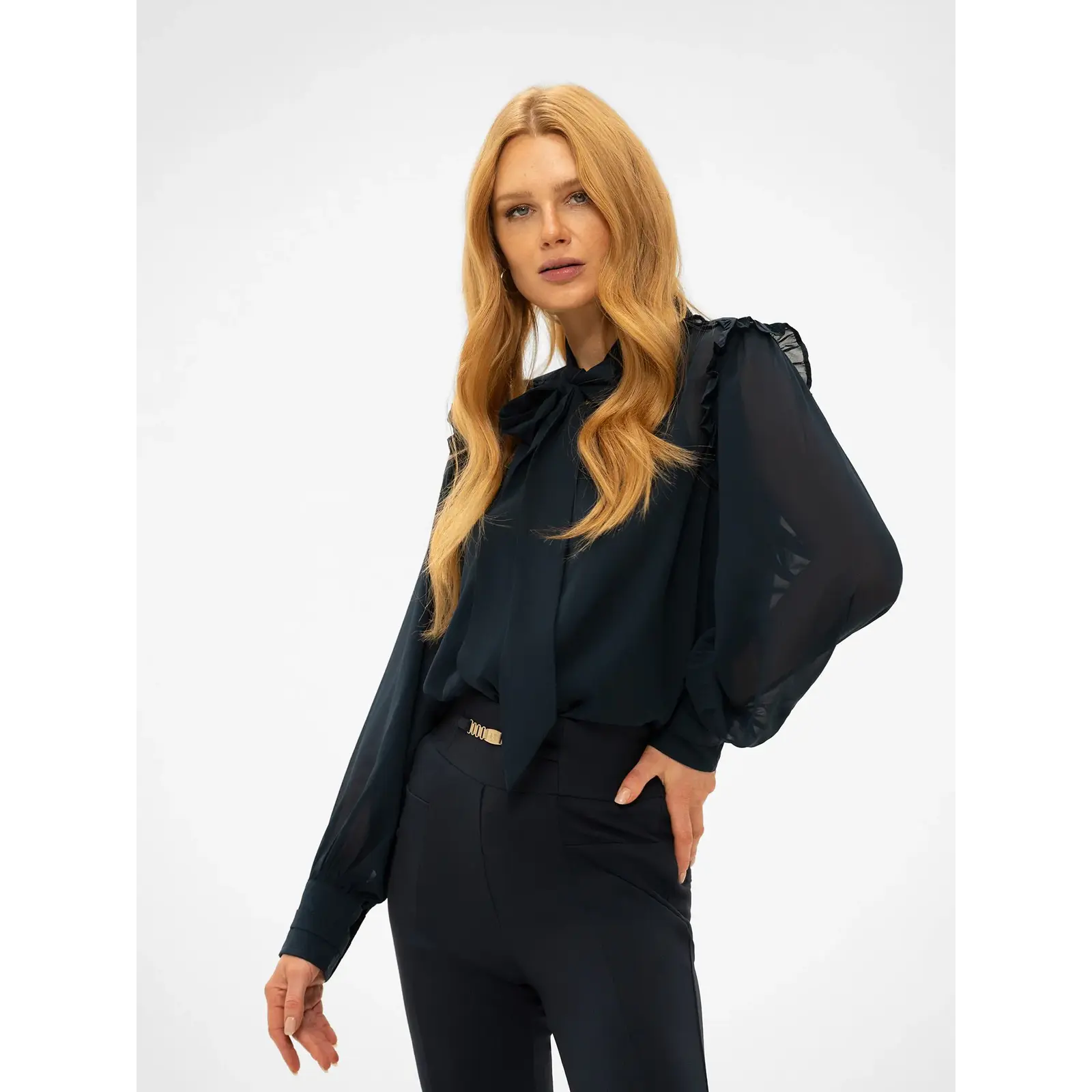 Nikkie Tregging Pelhem After Midnight blue Nikkie