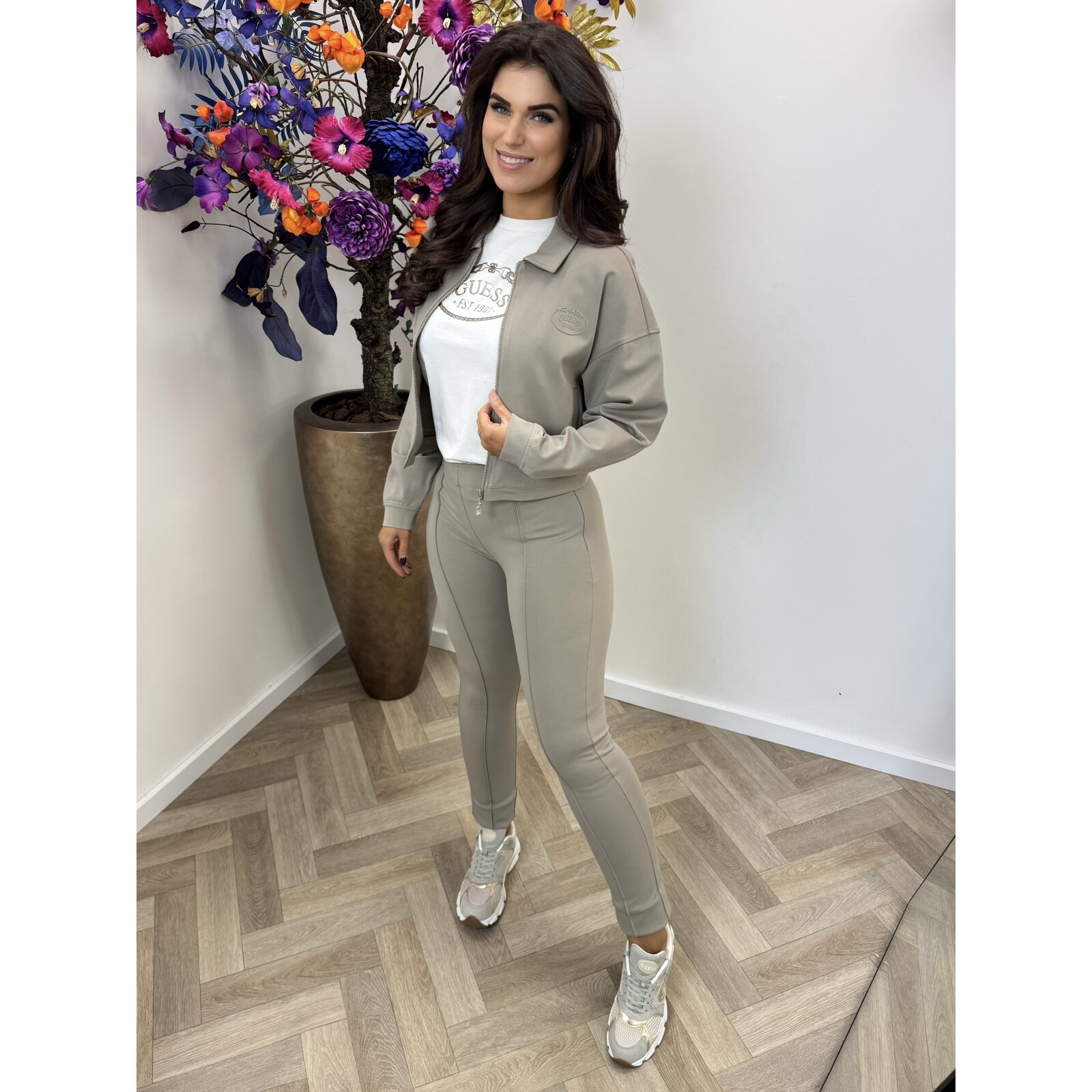 Guess Full Zip Jacket Annie Taupe 998 Guess