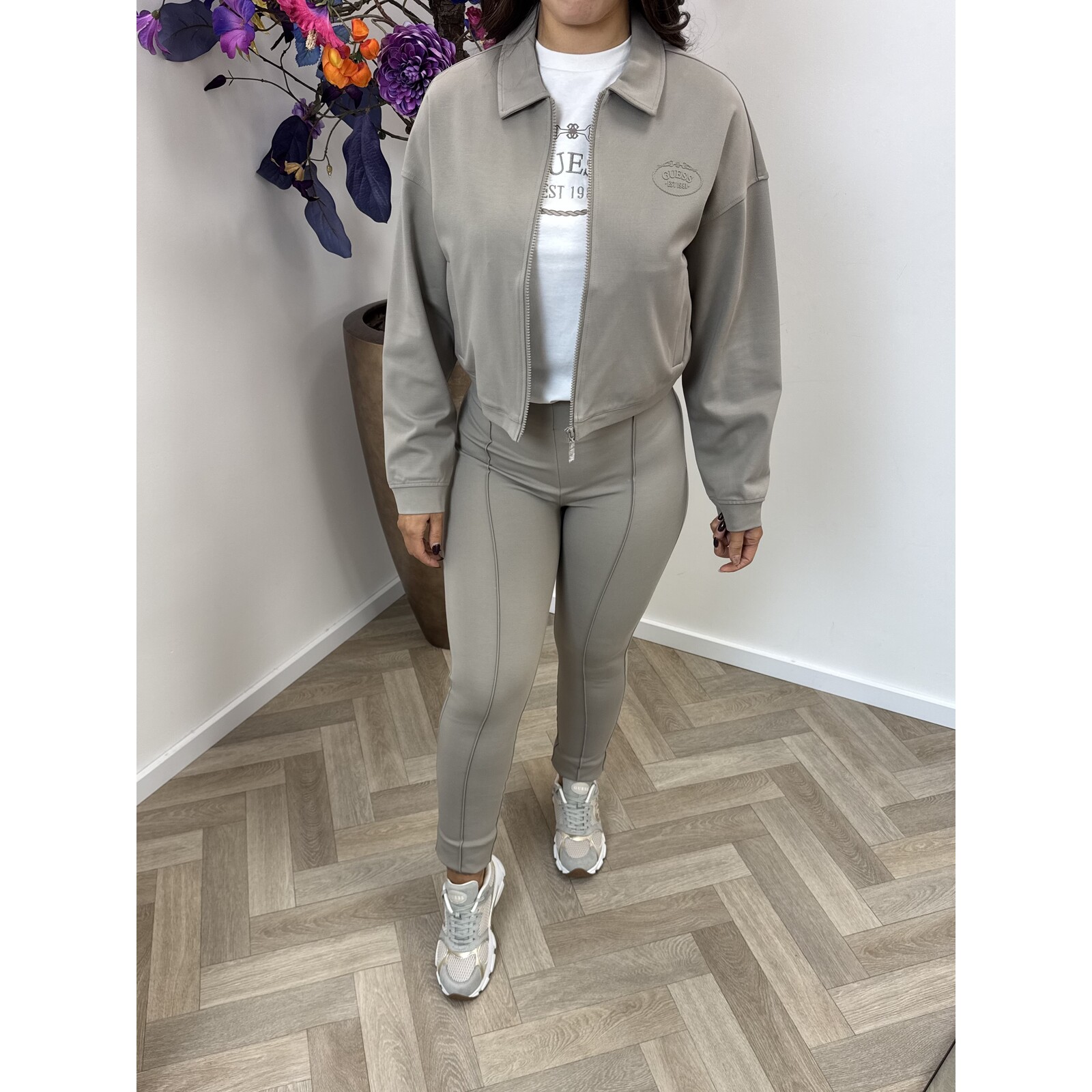 Guess Full Zip Jacket Annie Taupe 998 Guess