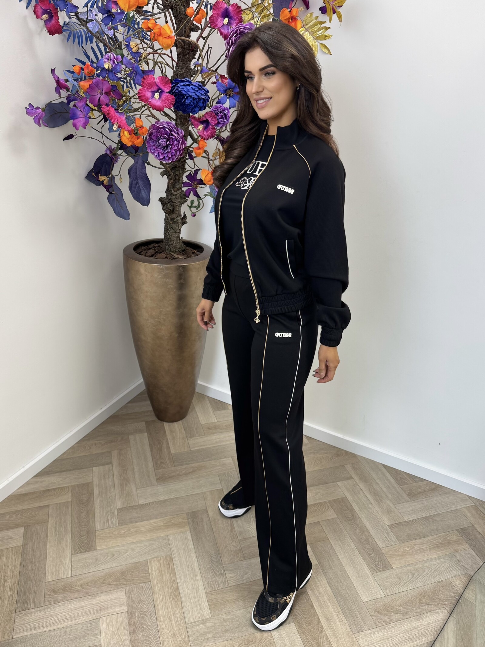 Guess Full Zip Jacket Georgia Black 1054 Guess