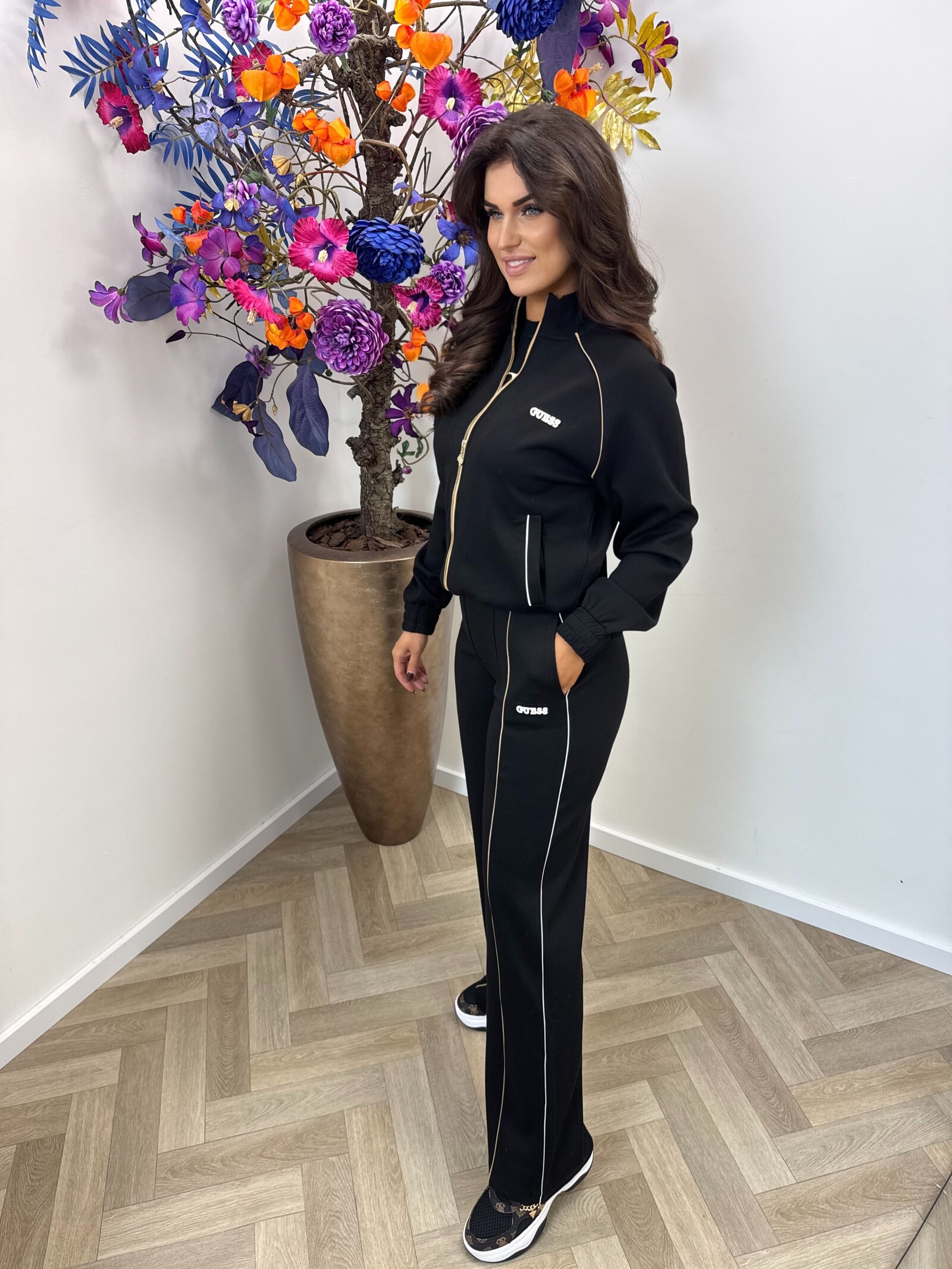 Guess Full Zip Jacket Georgia Black 1054 Guess