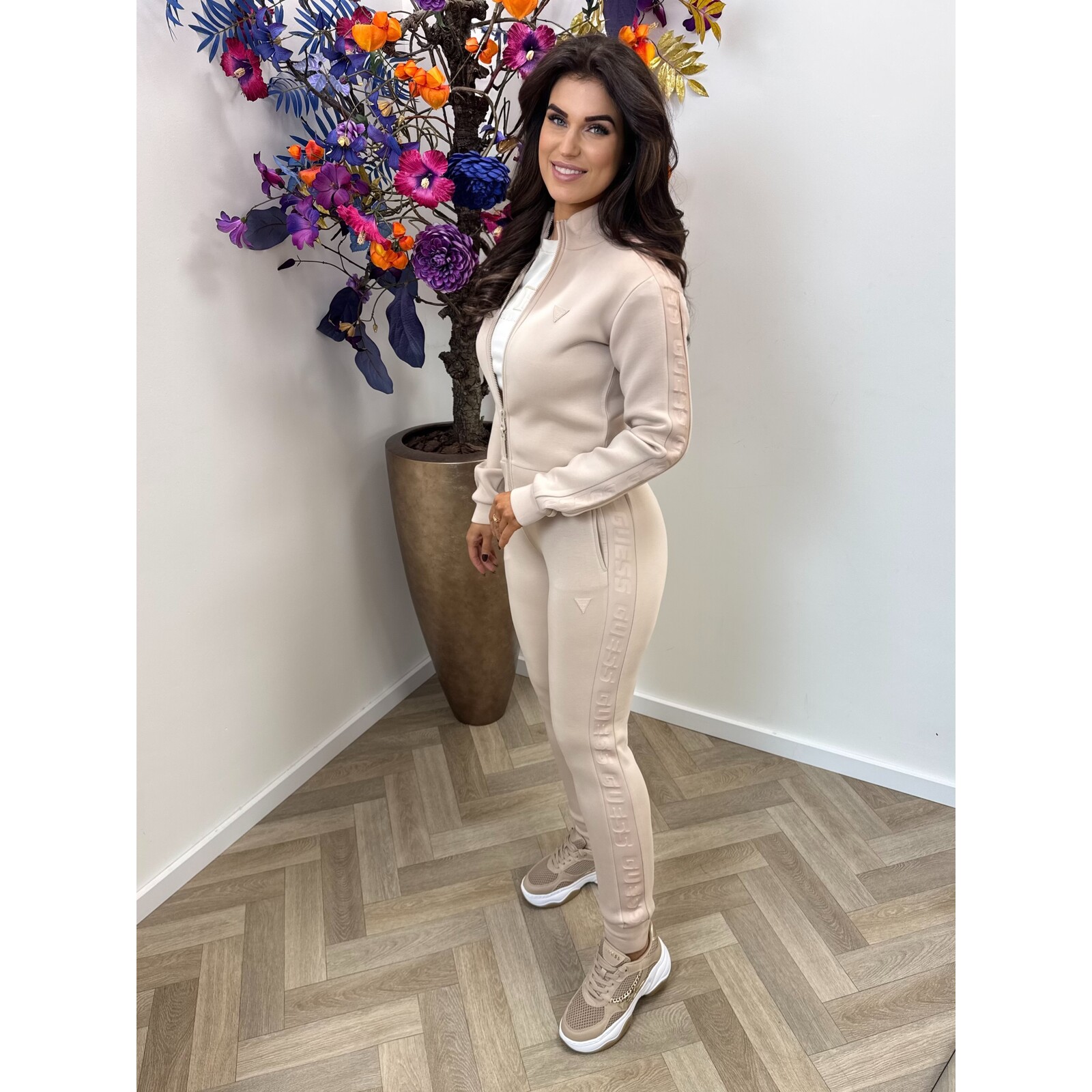 Guess Scuba Jacket Allie Moccasin 1001 Guess