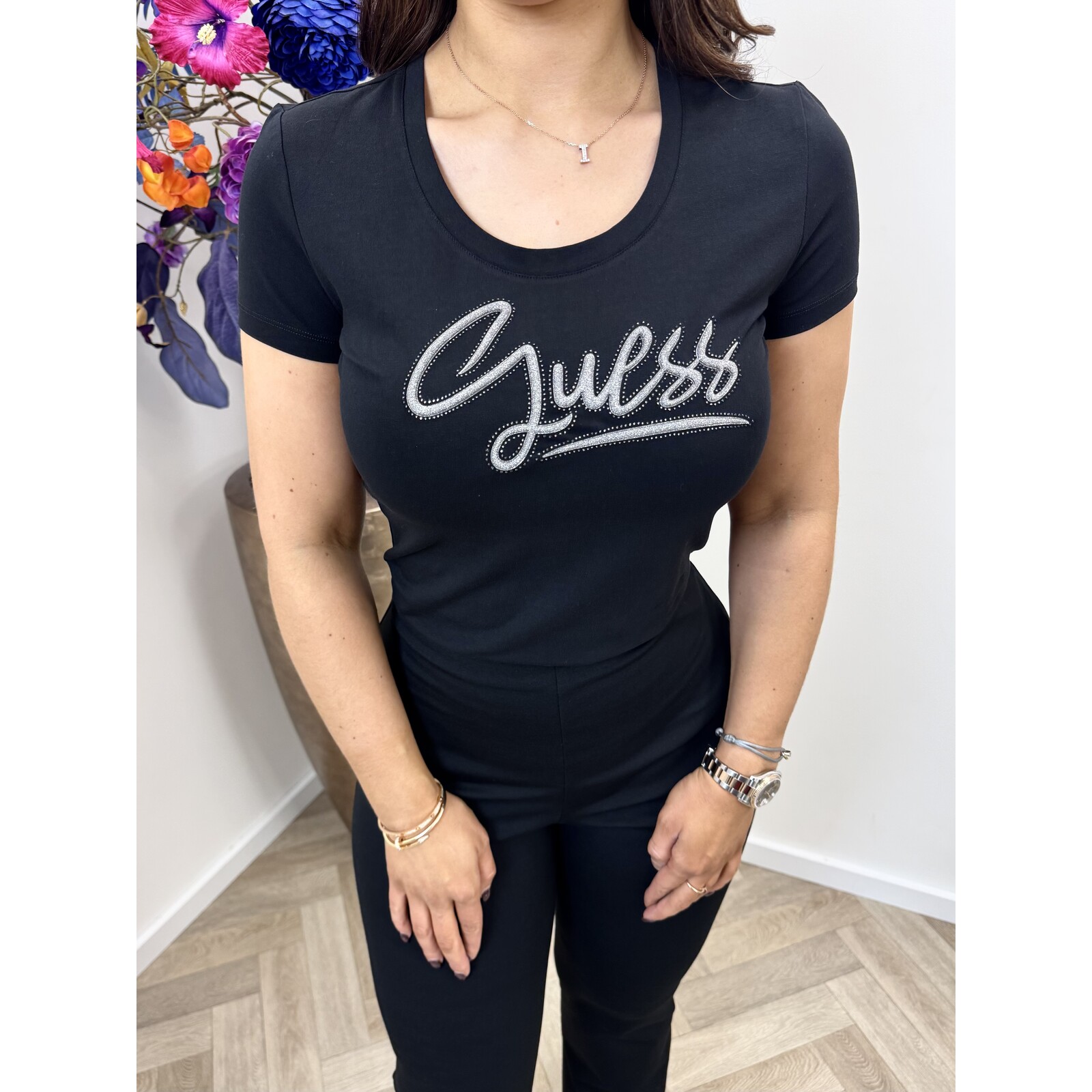 Guess T-shirt Script Black 1023 Guess