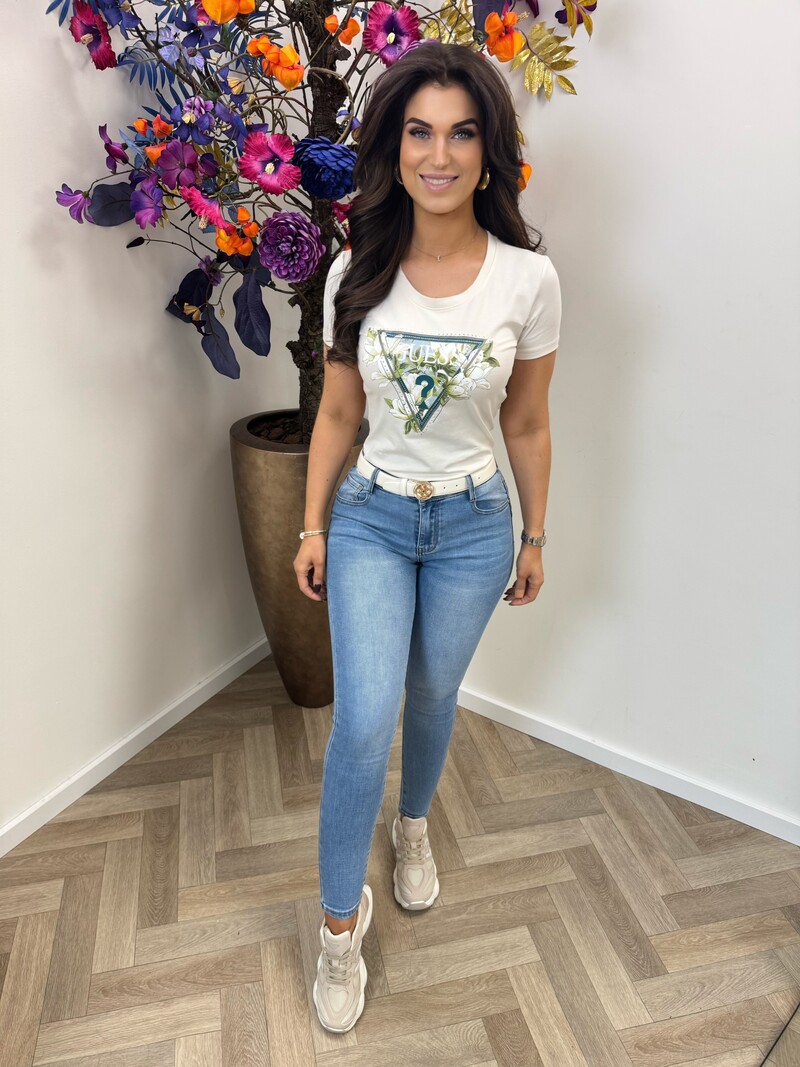 T-Shirt Camelia Triangle  Cream White 1013 Guess