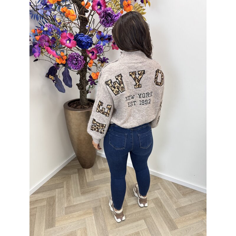 Trui New York Leopard button JP-7513 Taupe