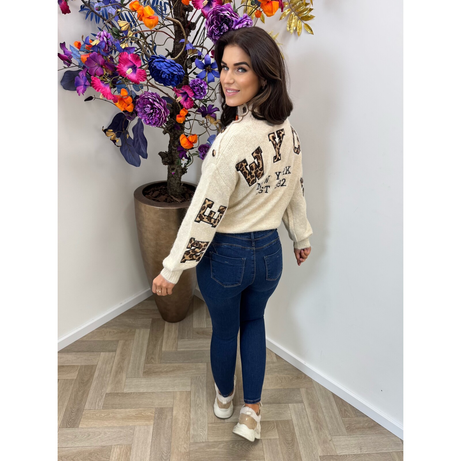 Trui New York Leopard button JP-7513 Beige