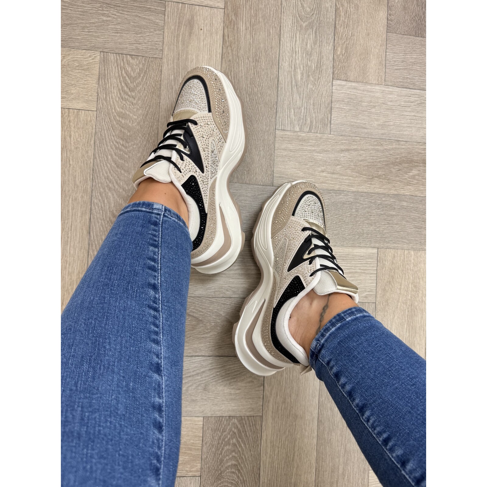 Sneakers Alicia Diamonds gold Black BO-193