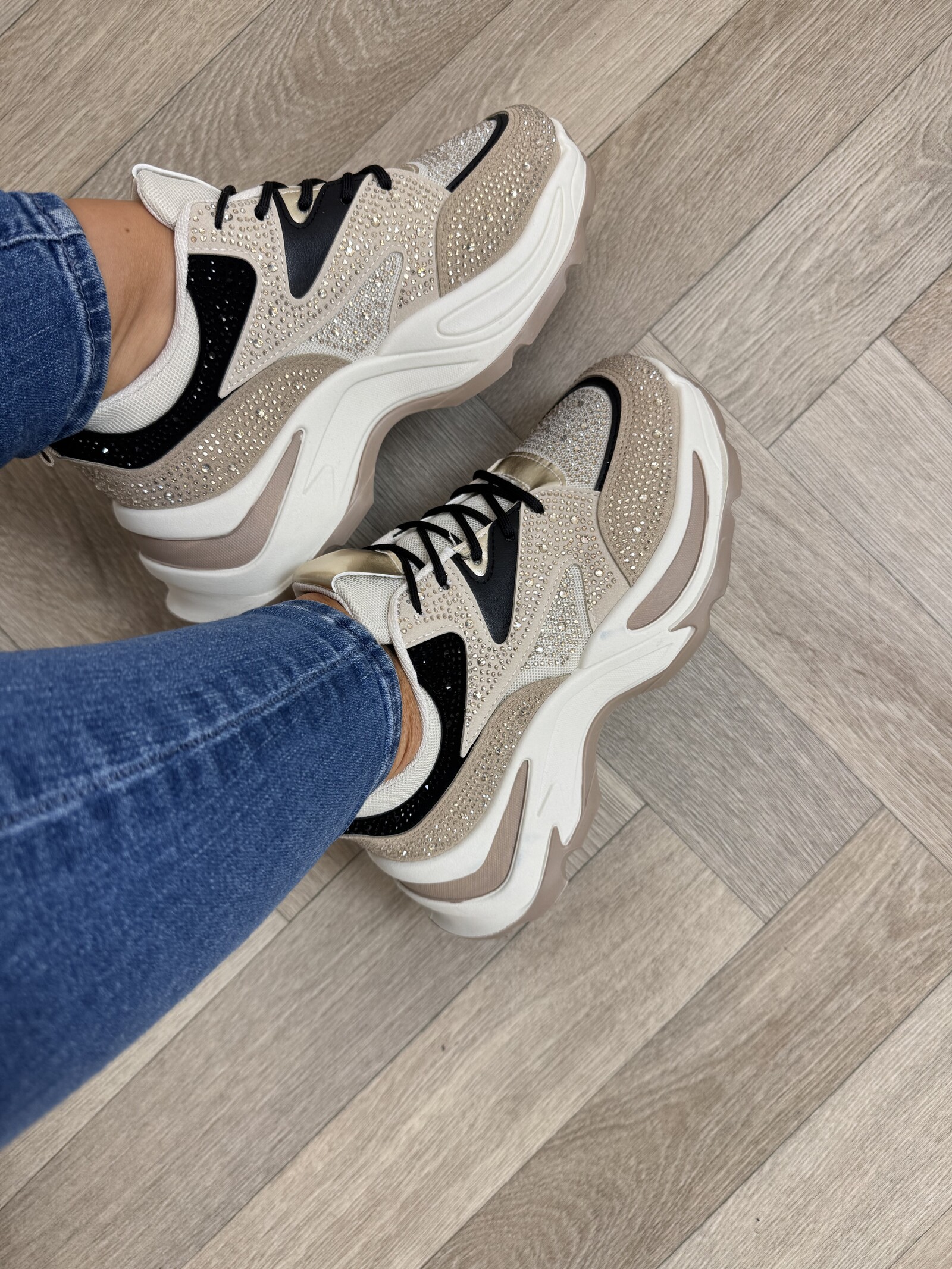 Sneakers Alicia Diamonds gold Black BO-193