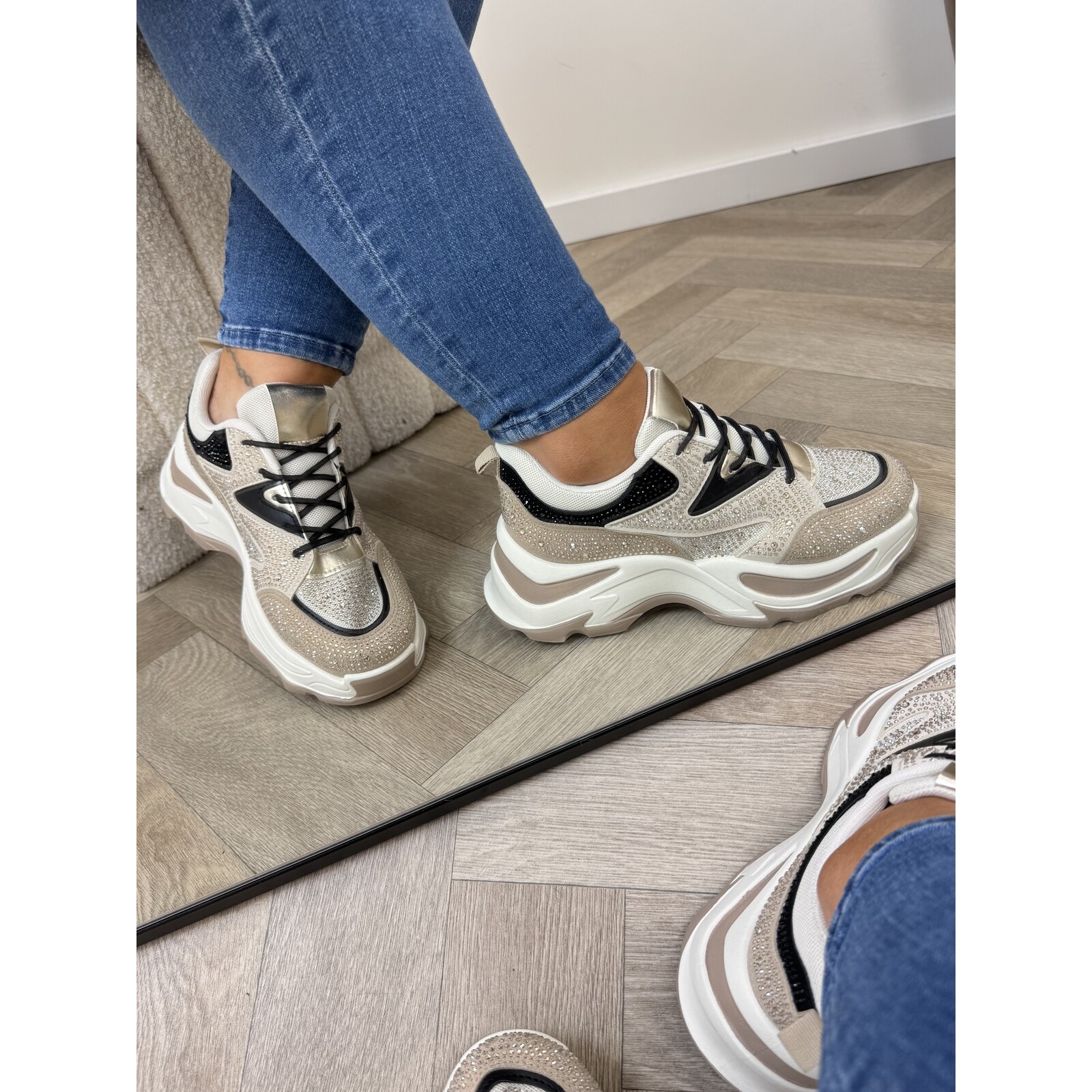 Sneakers Alicia Diamonds gold Black BO-193