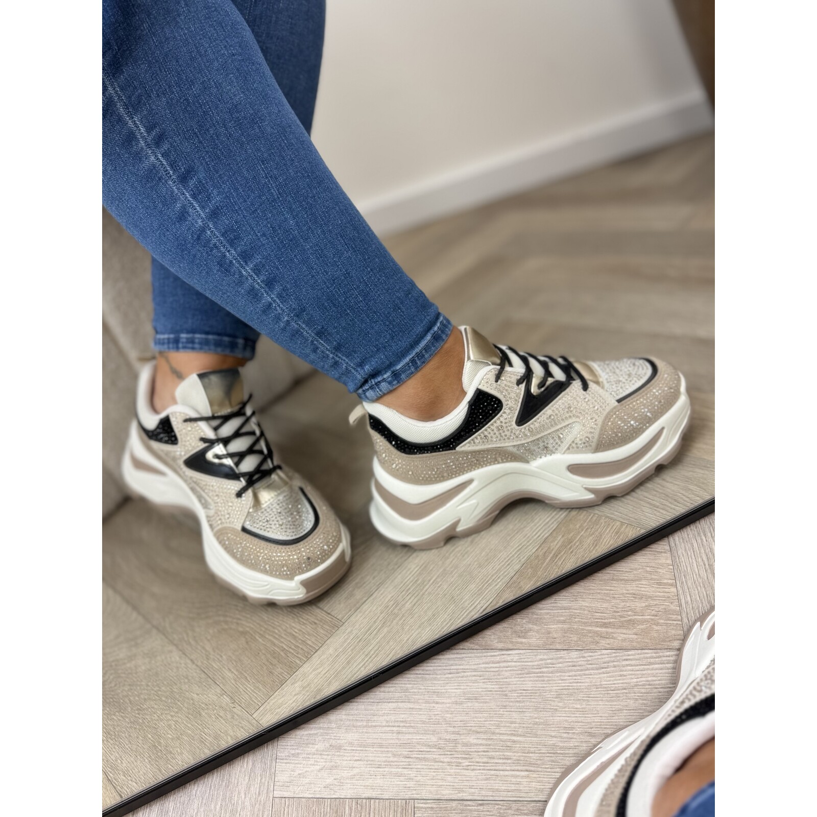 Sneakers Alicia Diamonds gold Black BO-193