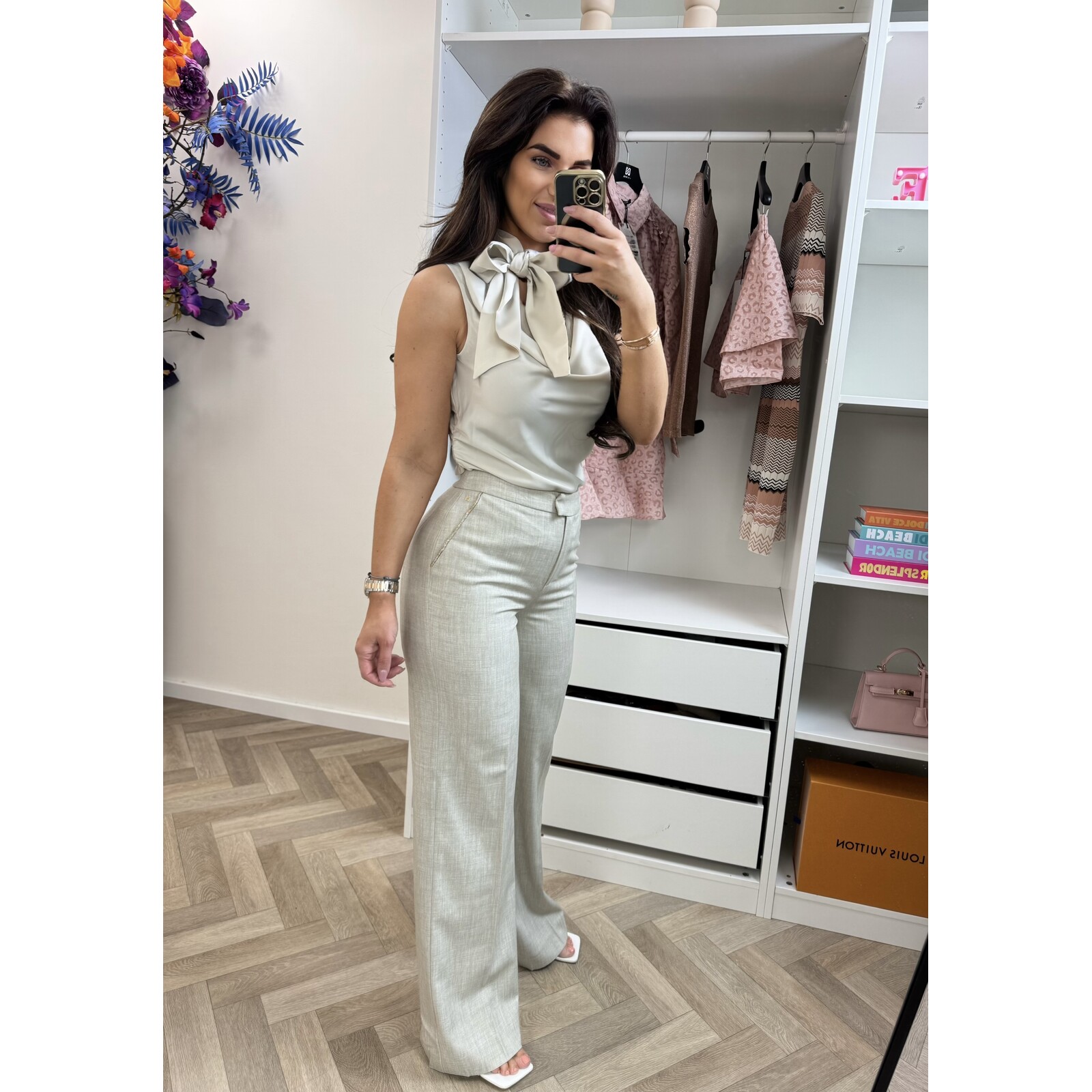 Nikkie Satin Top Provo Cream Nikkie