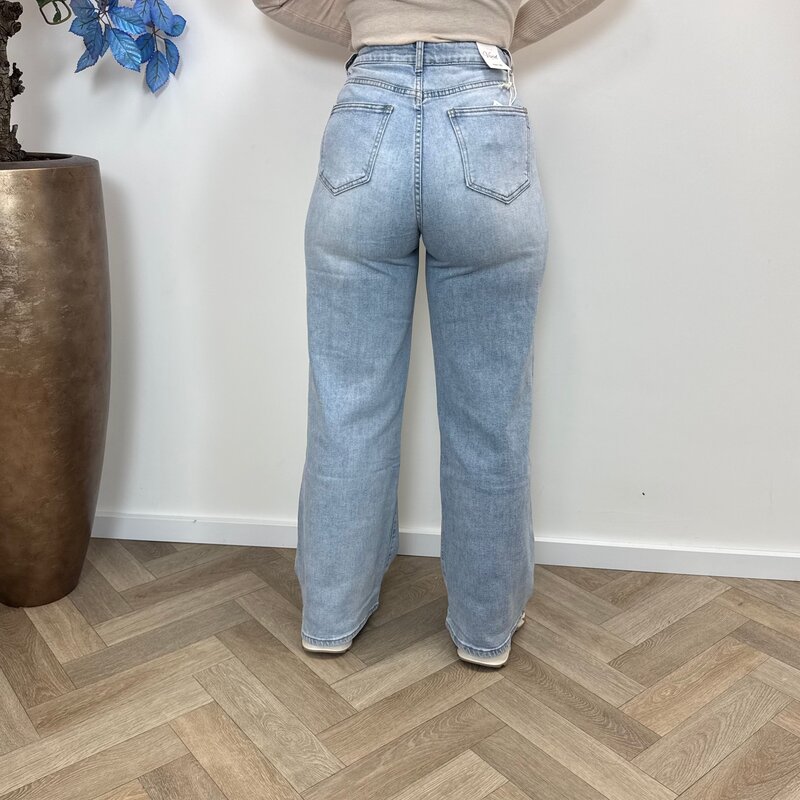 Jeans straight ripped B233