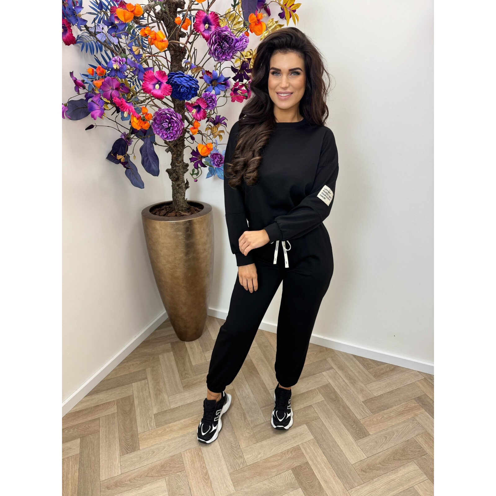 2 delig pak embleem Black