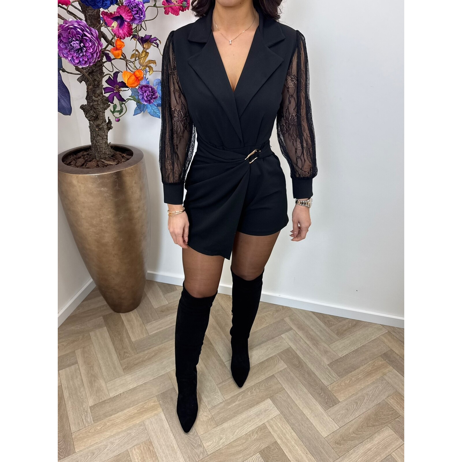 Jumpsuit Lace Gold detail black